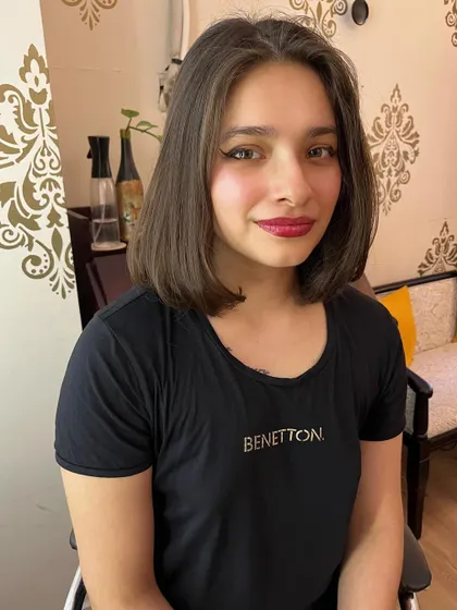 A fresh new bob for Tanusha, who was visiting from London.