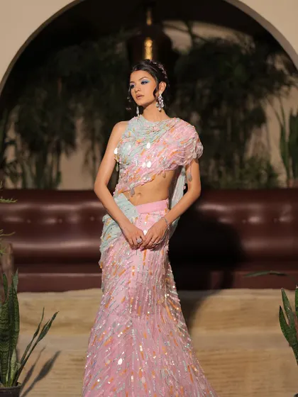 A full-length shot of the carnival look. It's a perfect example of how to incorporate colour in an elegant and high-fashion way.