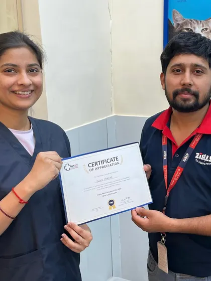 A smile of appreciation for our dedicated vet. We are incredibly proud of our team and the positive impact they have on the lives of so many pets and their families.