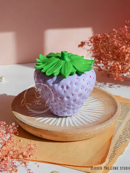 The Strawberry Jar in a dreamy lilac purple, another one of the five beautiful colors available.