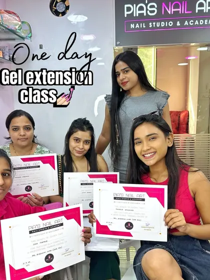 Even in a one-day Gel Extension class, my students learn practical, in-demand skills and leave with a certificate. I offer a variety of courses to fit your schedule and goals.