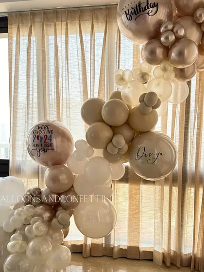 Loving the peaceful vibes these neutral balloons bring. This custom balloon garland in shades of beige, cream, and champagne is perfect for a sophisticated baby shower or birthday.