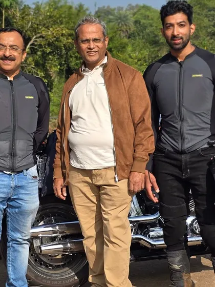 Posing with the crew, where you can see the armored jackets that are part of our standard riding attire.