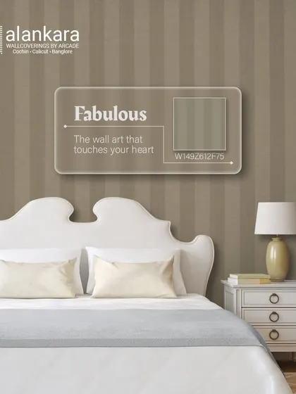 A classic striped wallpaper is a timeless choice for a bedroom. This design, in a calming neutral tone, adds a sense of height and structure to the room, creating a fabulous and sophisticated atmosphere.