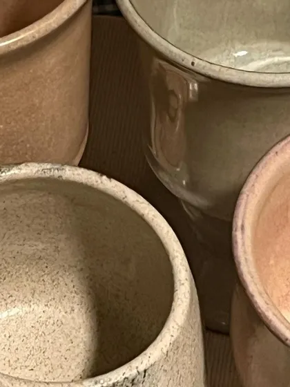 A close-up of the different glazes used for the goblet collection. We experimented with various colors and textures to create a unique and harmonious palette.
