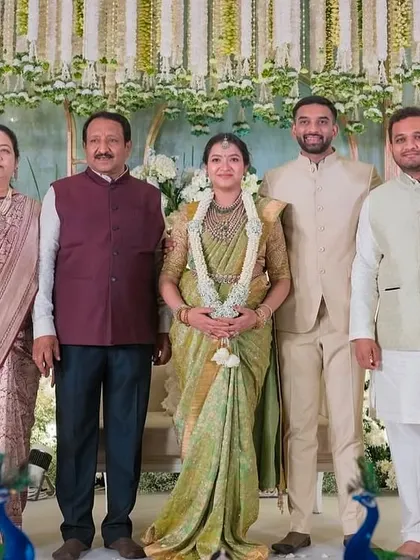 Another beautiful family portrait. The coordinated colors and elegant designs create a look of timeless sophistication.