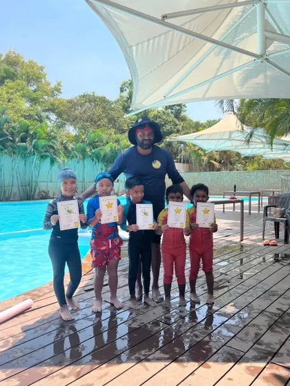 More happy graduates from our beginner kids' class. They are now officially Starfish swimmers.