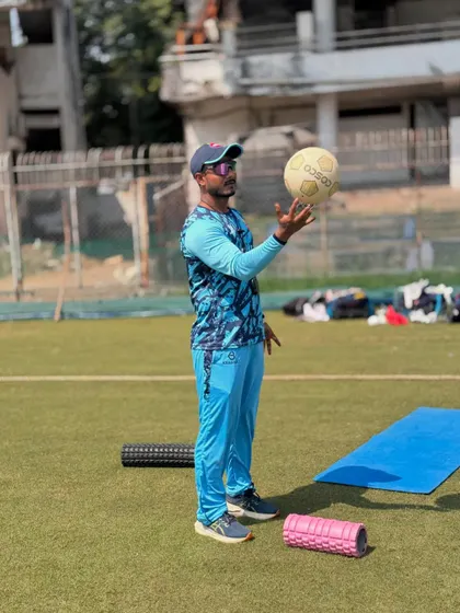 Make your passion your priority. On the field with my equipment, ready to do what I love.