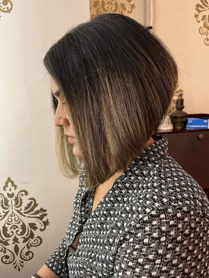 A side view showing the dramatic angle of the inverted bob.