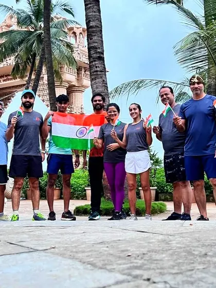 Our Juhu crew celebrating Independence Day with a run and the Indian flag. Proud to run together as a community.