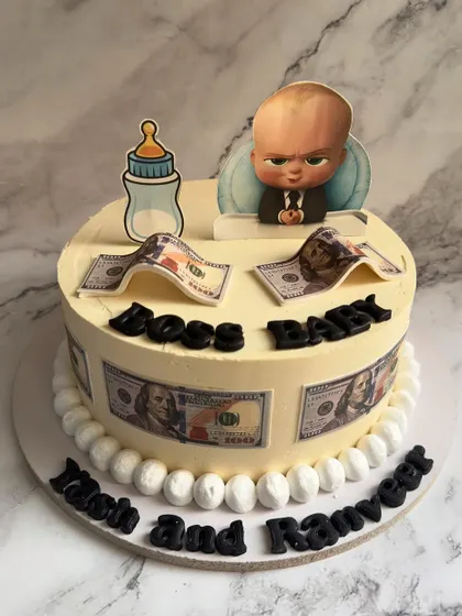 This Boss Baby cake means business! Featuring edible money and the boss himself, it's a fun and quirky theme for a little one with a big personality.