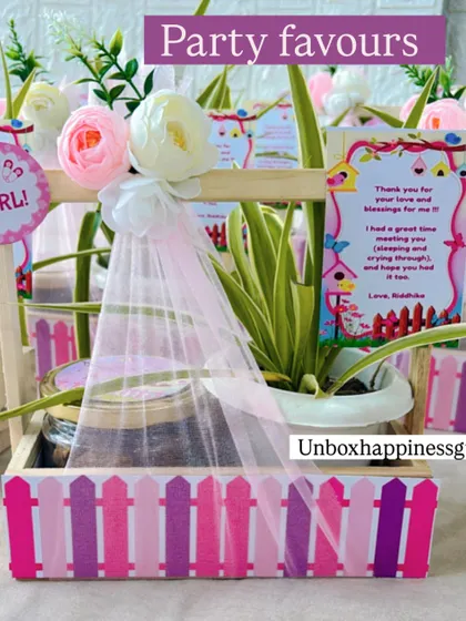 Another view of the plant-based party favors, perfect for baby announcements or as eco-friendly birthday return gifts.