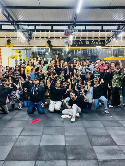 Another angle of our happy dance family. These events strengthen the bond between our students and instructors.