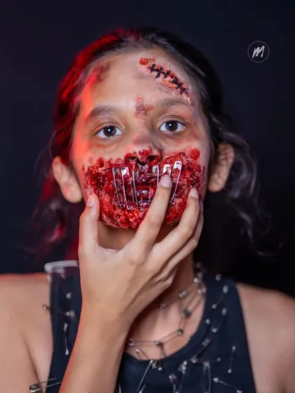 We also get creative with SFX makeup demos. Learning special effects techniques helps my students build a diverse portfolio and pushes their artistic boundaries.