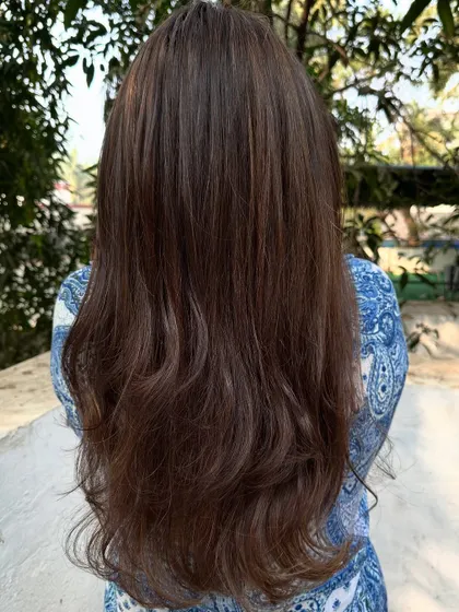 The back view of the 'Warm Caramel' look.