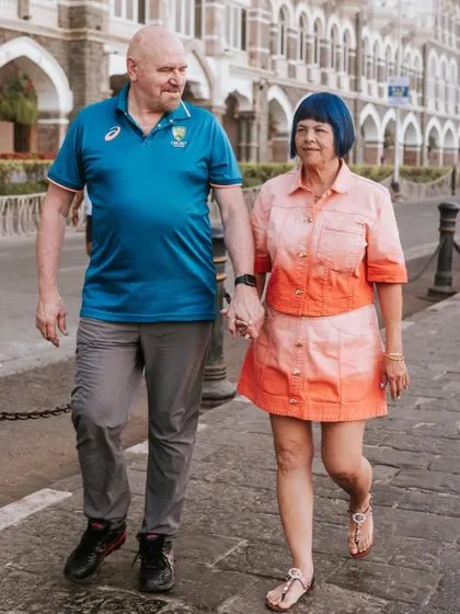 A casual stroll through the historic Colaba district. I love capturing couples in motion, as it brings a natural and dynamic feel to the photographs.