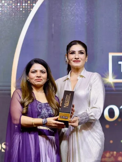 Winning the Best Beauty Academy award for the 5th time in a row is a huge milestone. This recognition from industry leaders like Raveena Tandon means the world to us.