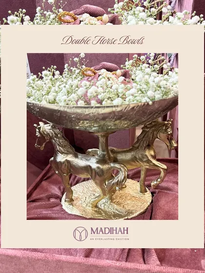 A graphic feature of the Double Horse Bowls. This image frames the bowl as a work of art, a masterpiece designed to celebrate lasting memories and significant milestones.
