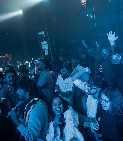 The crowd was absolutely electric for this show. Seeing everyone dancing and singing along is the biggest reward for any artist.