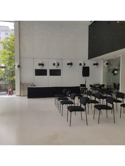 A look inside the Nexa showroom during the launch event. I used minimalist balloon decor to maintain a clean, professional look suitable for a corporate presentation and vehicle display.