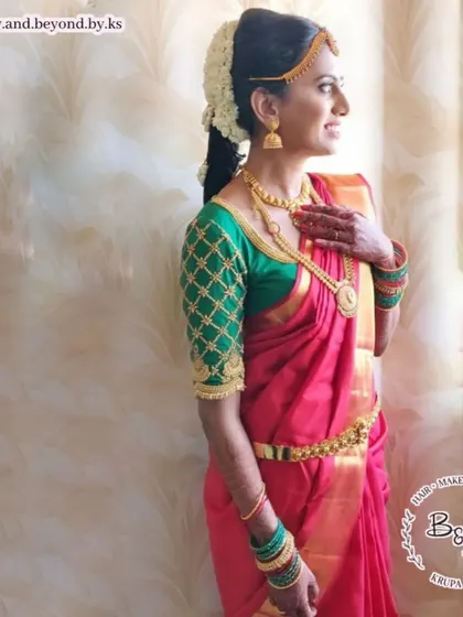 A classic South Indian bridal look for my beautiful bride, ready to tie the knot. I did the traditional braided hairstyle, known as a jadai, adorned with fresh flowers, and draped her beautiful silk saree to complete the look.