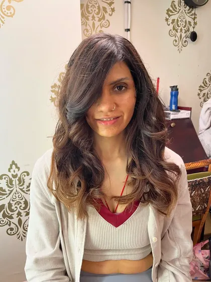 Getting Shruti’s hair ready for the Mrs India pageant with glamorous, voluminous layers.