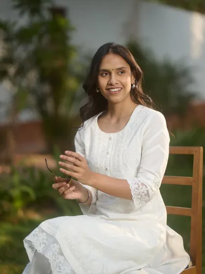 A fresh and bright look for an Avantra kurta set. The makeup is minimal and clean, with a simple bindi, perfect for an everyday ethnic wear campaign.