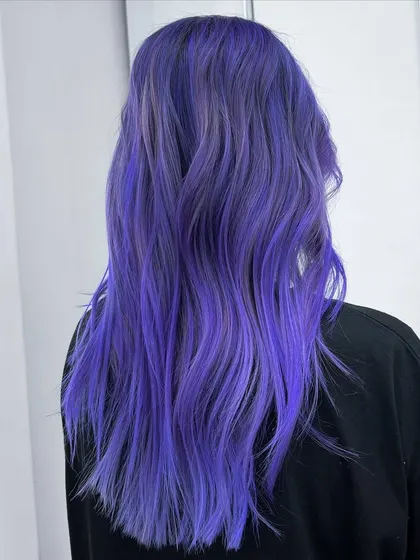 Crazy for color. This vibrant, electric purple is a showstopper. The color is pure, intense, and absolutely stunning.