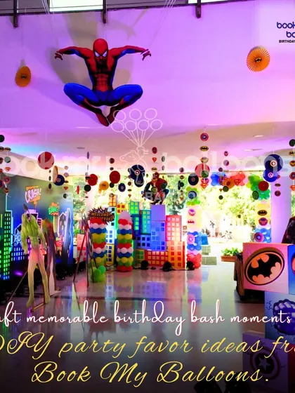This superhero party was an epic crossover event. The decor featured Spider-Man hanging from the ceiling, along with backdrops and props for Batman, Superman, and other heroes, creating a city full of adventure.