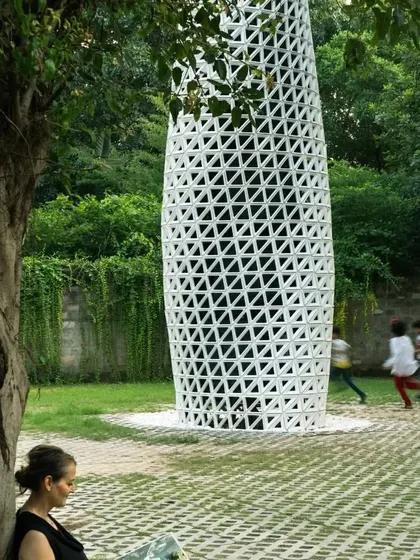 VERTO is designed to create a zone of clean air in public spaces, allowing people to enjoy the outdoors even in polluted urban environments. It represents my commitment to designing solutions that improve public health and quality of life.