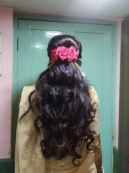 A collection of different party and sider makeup and hair looks. I can create anything from a simple, elegant style to a full glam look for any occasion.