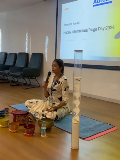Speaking to the employees at Autoliv before we begin the sound meditation. I like to explain the process and benefits to help everyone feel comfortable and receptive.