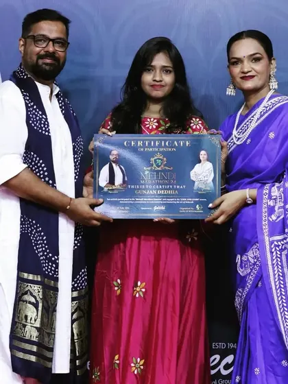 This was a proud moment for me, receiving a certificate of participation from mehendi legends Harin Dalal and Miral Patel at the Mehendi Marathon. Being recognized by masters in the field is an honor and reflects my commitment to my craft.