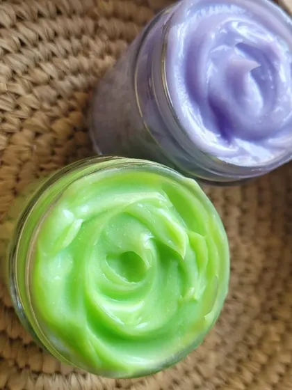 Look at the rich, smooth texture of my handmade body yogurts. This is the Lemongrass and Lavender variant, which feels so refreshing on the skin. It's lightweight, absorbs quickly, and is perfect for everyday moisturizing.