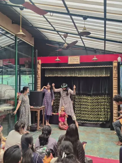 Students from our India immersion program enjoy an interactive performance at our puppet theater. These sessions often include a mix of performance and explanation, giving visitors a deeper understanding of the art form.