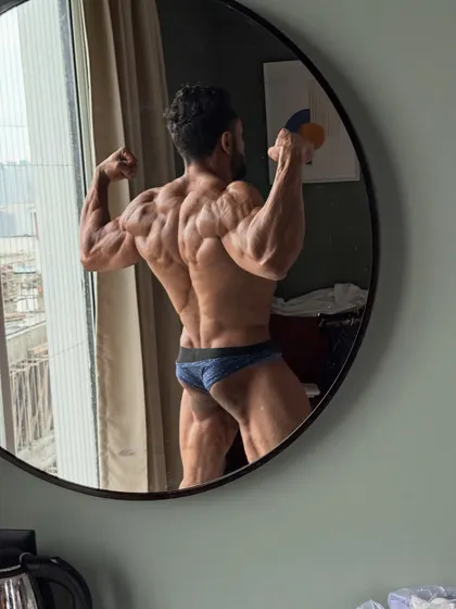 Another angle of my back, checking the details.