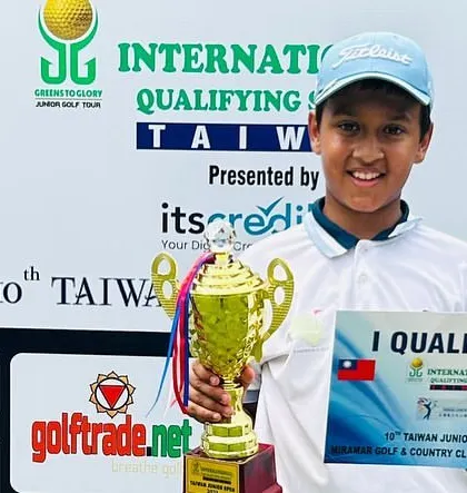 Celebrating another qualification for the Taiwan Junior Open.