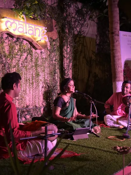Another view of the intimate concert at Namma Ashram, showing the connection with the audience.