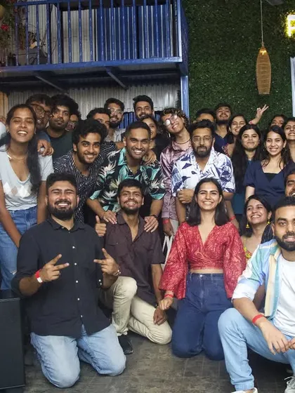 And that's a wrap! A group photo with our happy jammers after another successful edition at Rooftop at Raw.