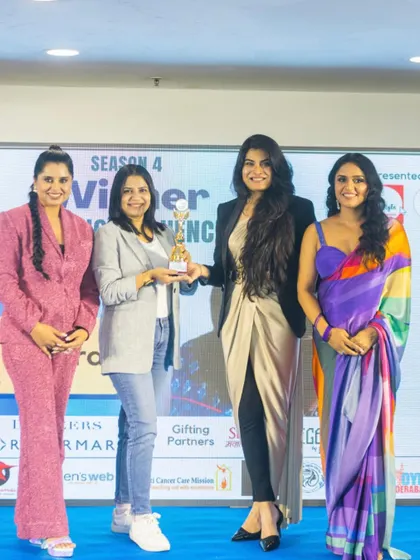 I was so honored to receive this award and be recognized for my work in both motherhood and nutrition. It was a dream come true to receive it from Simrun Chopra, a nutritionist I deeply admire. This moment is a testament to the fact that being a mom is a strength, not a weakness.