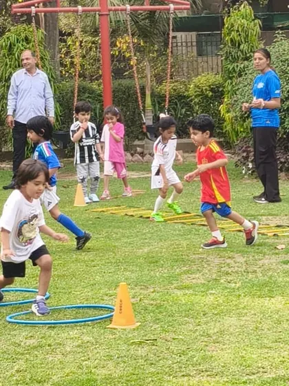 With guidance from our coach, kids race through a multi-activity circuit, building agility and confidence with every step.