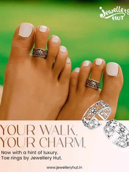 I believe style should be from head to toe. Our vintage-style wide floral toe rings, handcrafted in 925 sterling silver, add a touch of charm and grace to every step you take.