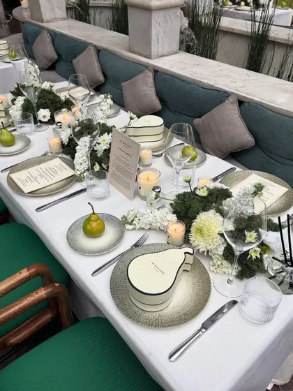 The table setting at the exclusive Jo Malone London event was absolutely dreamy. My live engraving service was part of this luxury experience, seamlessly blending in with the brand's elegant aesthetic.