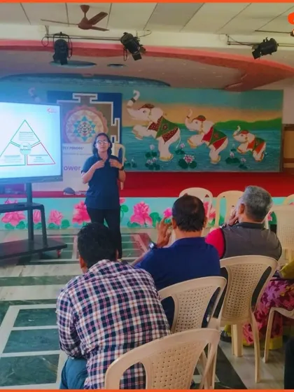 A facilitator presents on the topic of anemia during our 'Simply Periods' workshop. We cover a range of health topics that are directly linked to the menstrual cycle and can impact an athlete's performance.