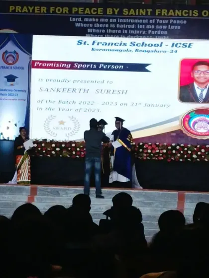So proud to see our skater Sankeerth Suresh being awarded as a 'Promising Sports Person' by St. Francis School for his achievements in skating.