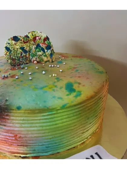 Adding a splash of color to celebrations with my vibrant Holi-themed cakes. These are always fun to make, using a watercolor effect with buttercream to capture the spirit of the festival.