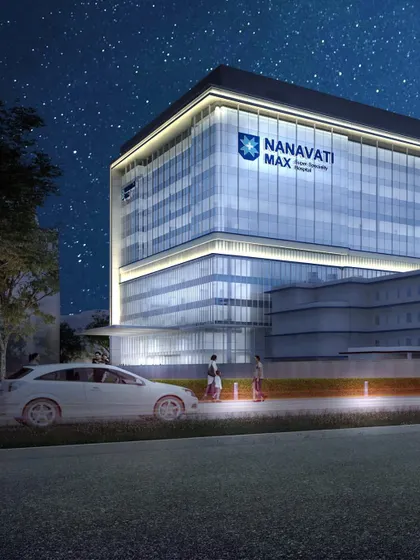 This rendering of the Max Nanavati Hospital expansion highlights the modern, illuminated facade of the new tower. The project is set to increase the hospital’s capacity by 700 beds, significantly enhancing its service capabilities.