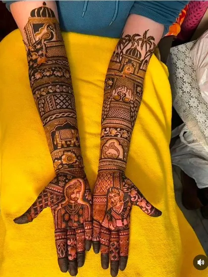 This design features bride and groom portraits on the palms, with a unique depiction of a beach and palm trees on the arms for a destination wedding theme.