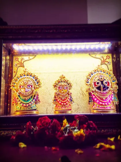 A glimpse of the beautiful, bejeweled idols of Lord Jagannath, Balabhadra, and Subhadra from my personal collection. This art form from Odisha is a deep source of inspiration for my spiritual and folk art pieces.