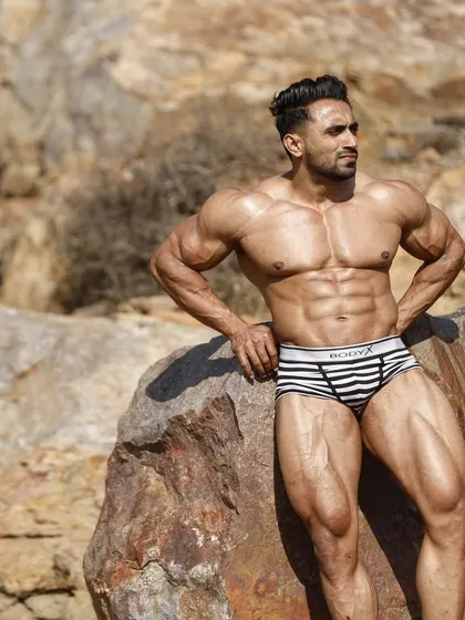Photoshoot. A professional shot in a rocky landscape.